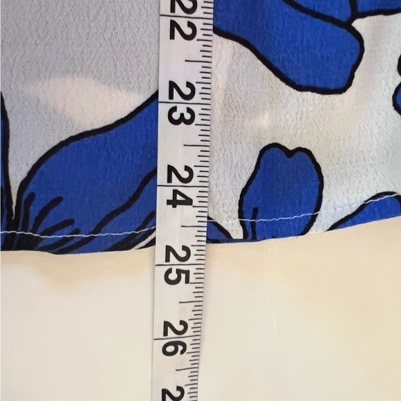 Karen Kane Blue Daisy Handkerchief Blouse Size XL - Picture 12 of 12